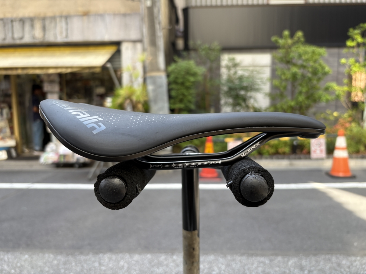 人気サドル】再入荷！コスパ最強のNOVUS BOOST EVO TM SUPERFLOWです