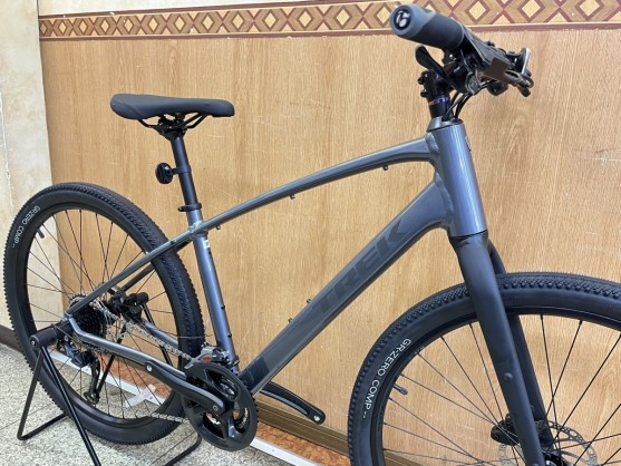 TREK DUAL SPORT 2トレッククロスバイクデュアル スポーツ 2 - 自転車