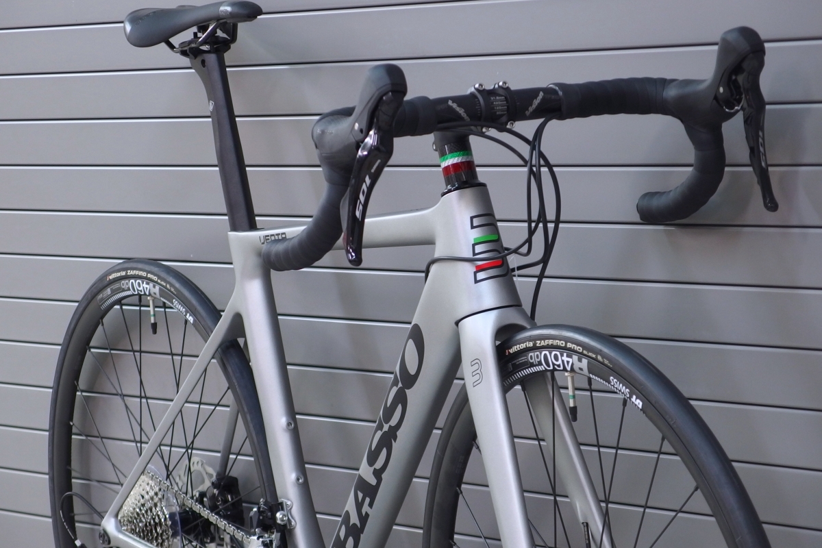 備品付】BASSO Venta フル105 フルカーボン BASSOのVENTA 新型105完成
