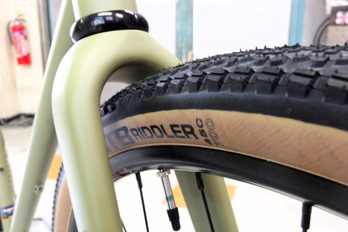 池C限定アウトレット】F仕様もD仕様も変幻自在の現代版ランドナー