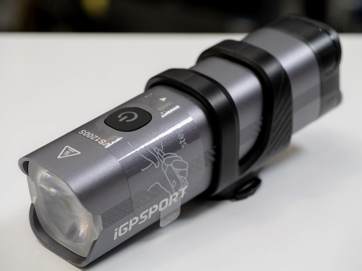 【ライト】スピードや明るさで光量が勝手に変わるスマートライトが入荷！ | Y's Road 池袋チャーリー店