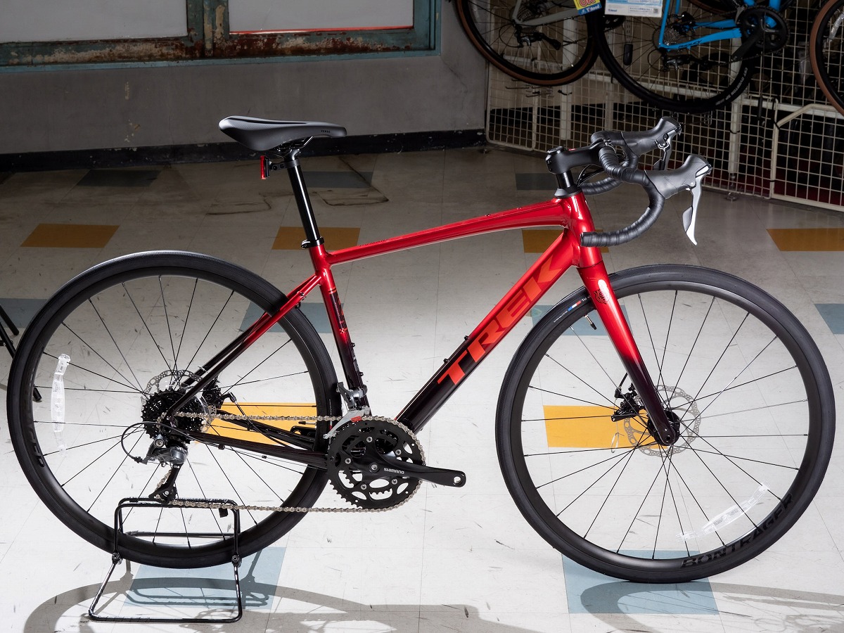 TREK DOMANE AL2 RED