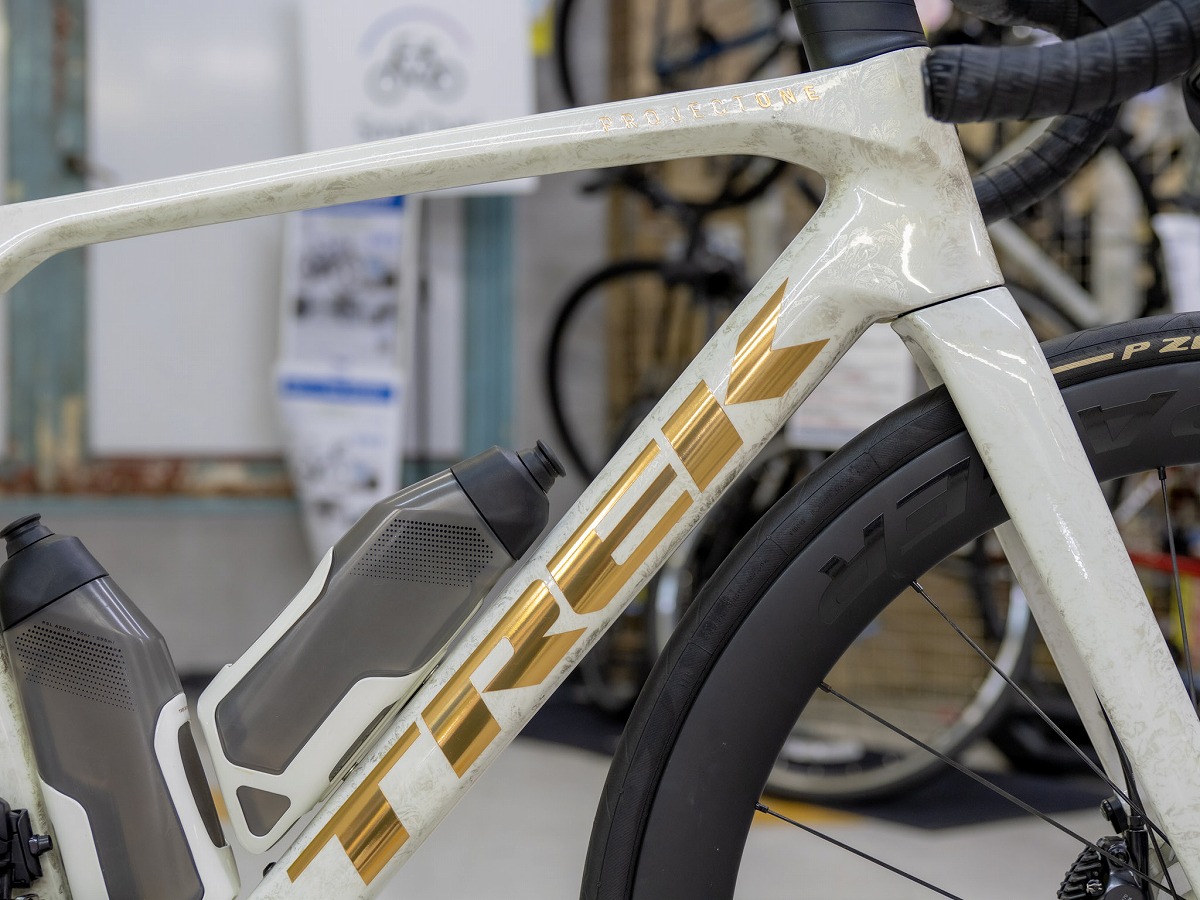 TREK MADONE SLR 7 GEN8 ERA WHT