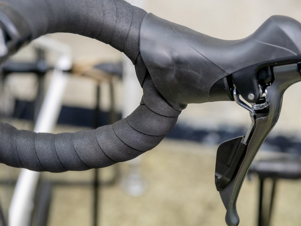 ドロッパーポストレバー取り付け部分