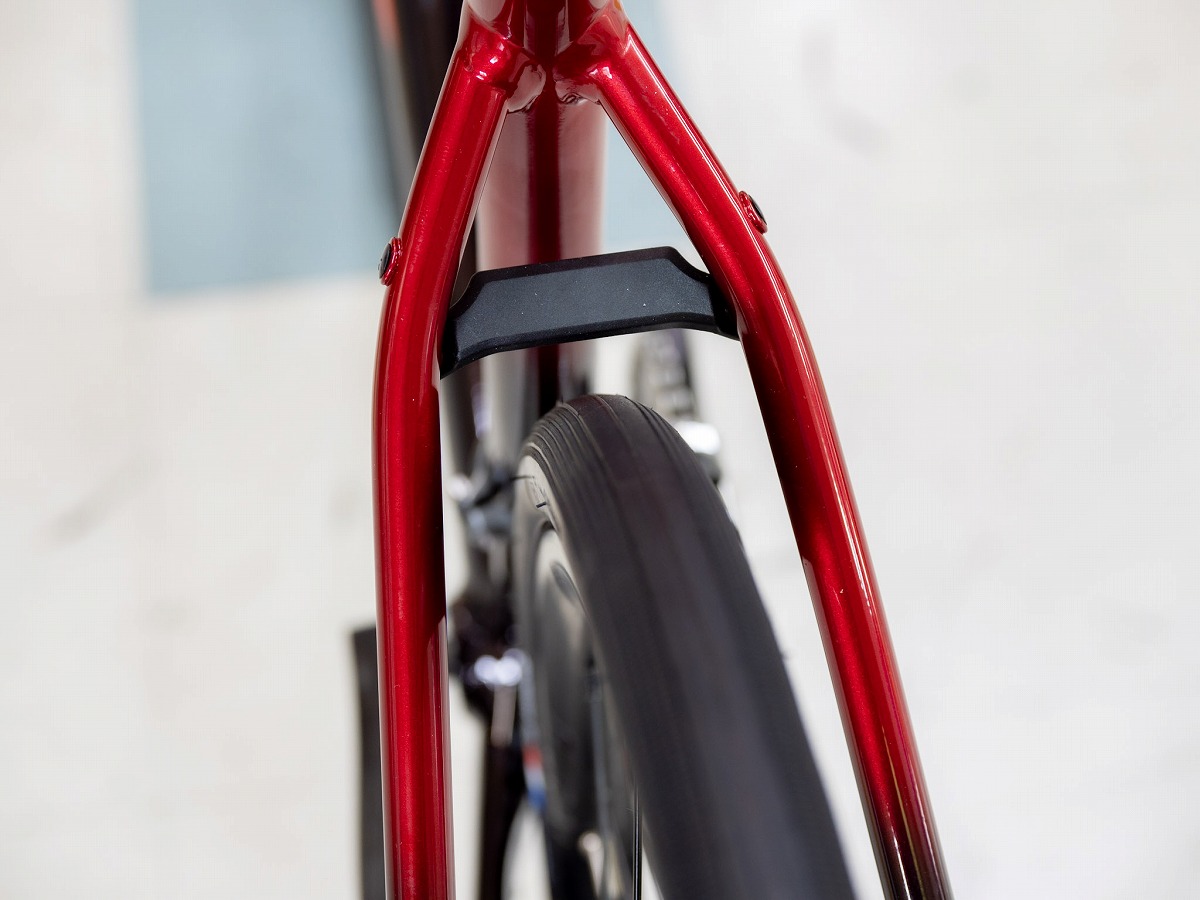 TREK DOMANE AL2 タイヤクリアランス