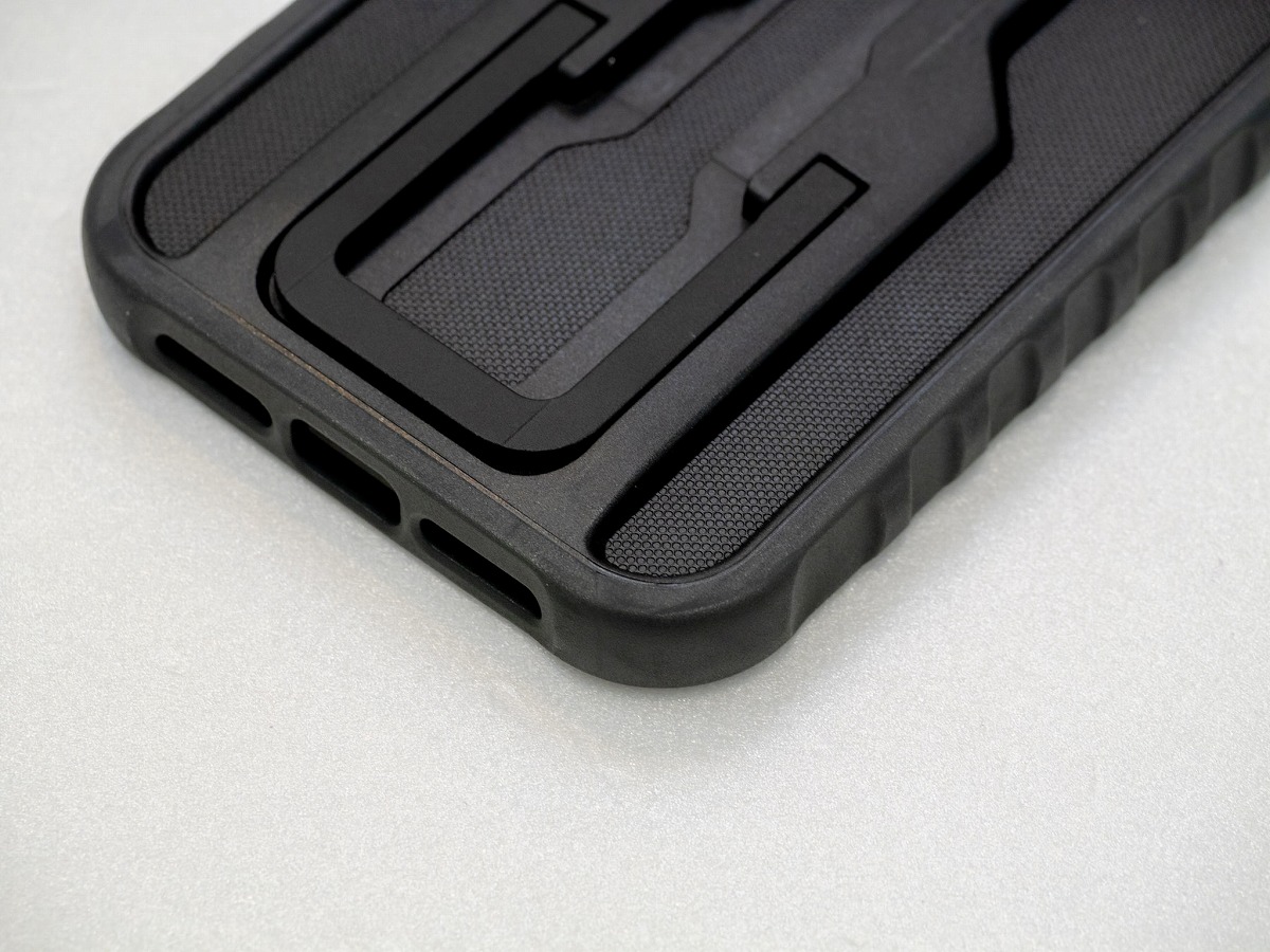 耐久性のあるケース