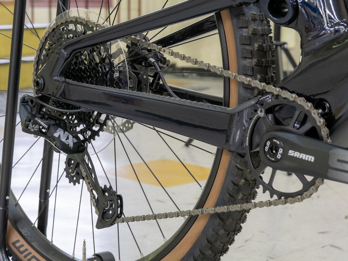 ドライブトレイン