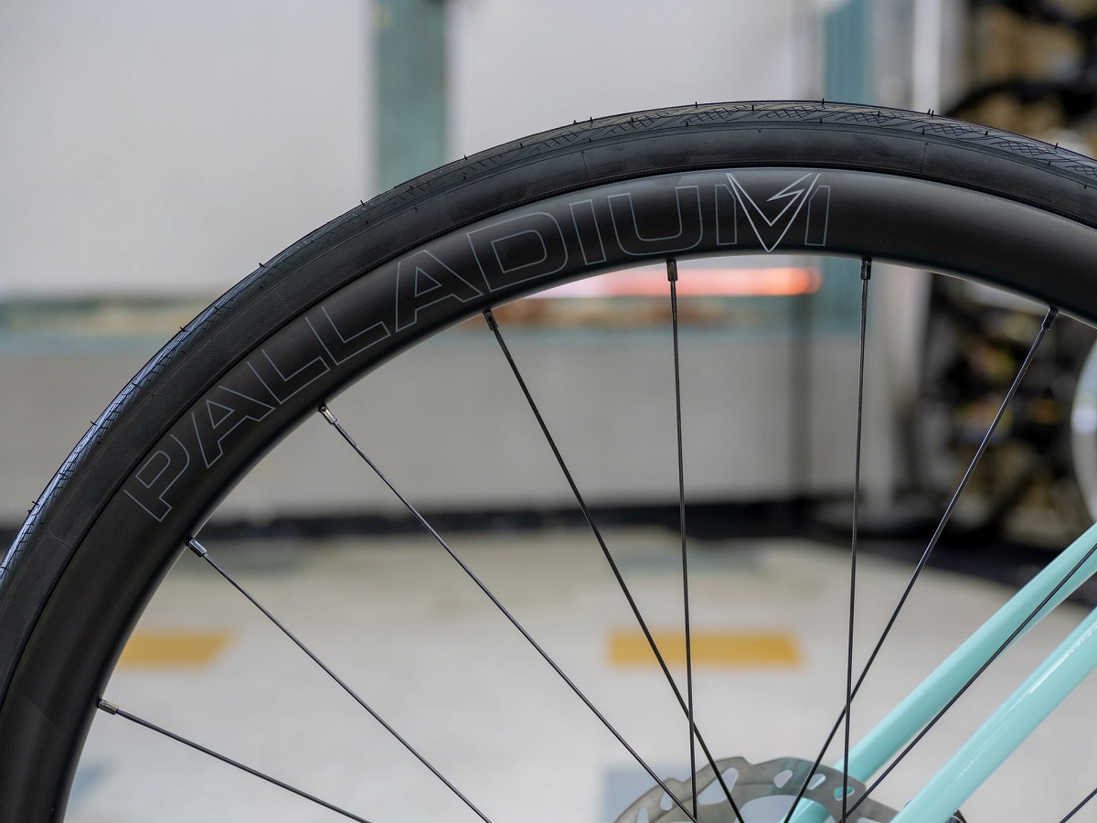 カーボンホイール