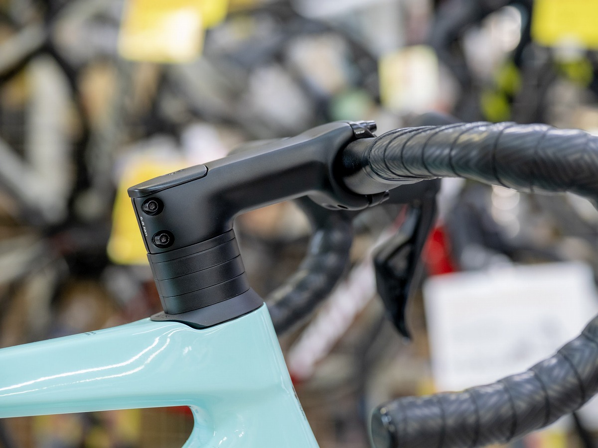 ステム内装システム