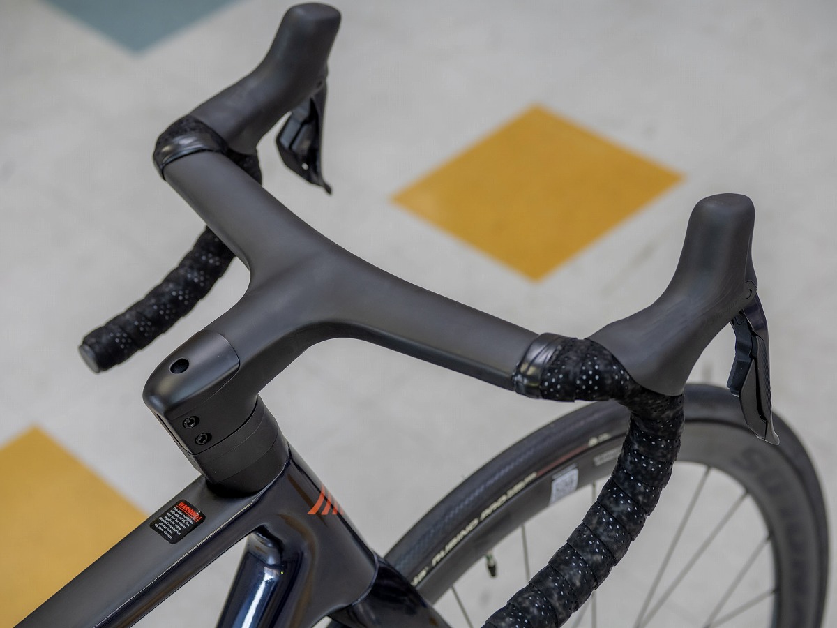 ステム一体型ハンドルバー