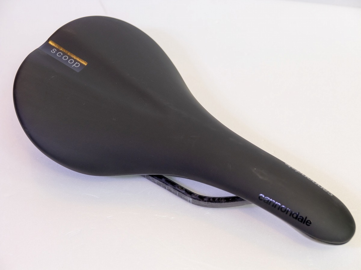 SCOOP サドル