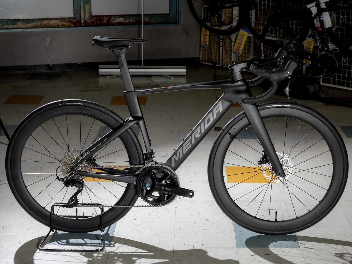 MERIDA REACTO 4000 FK25カラー