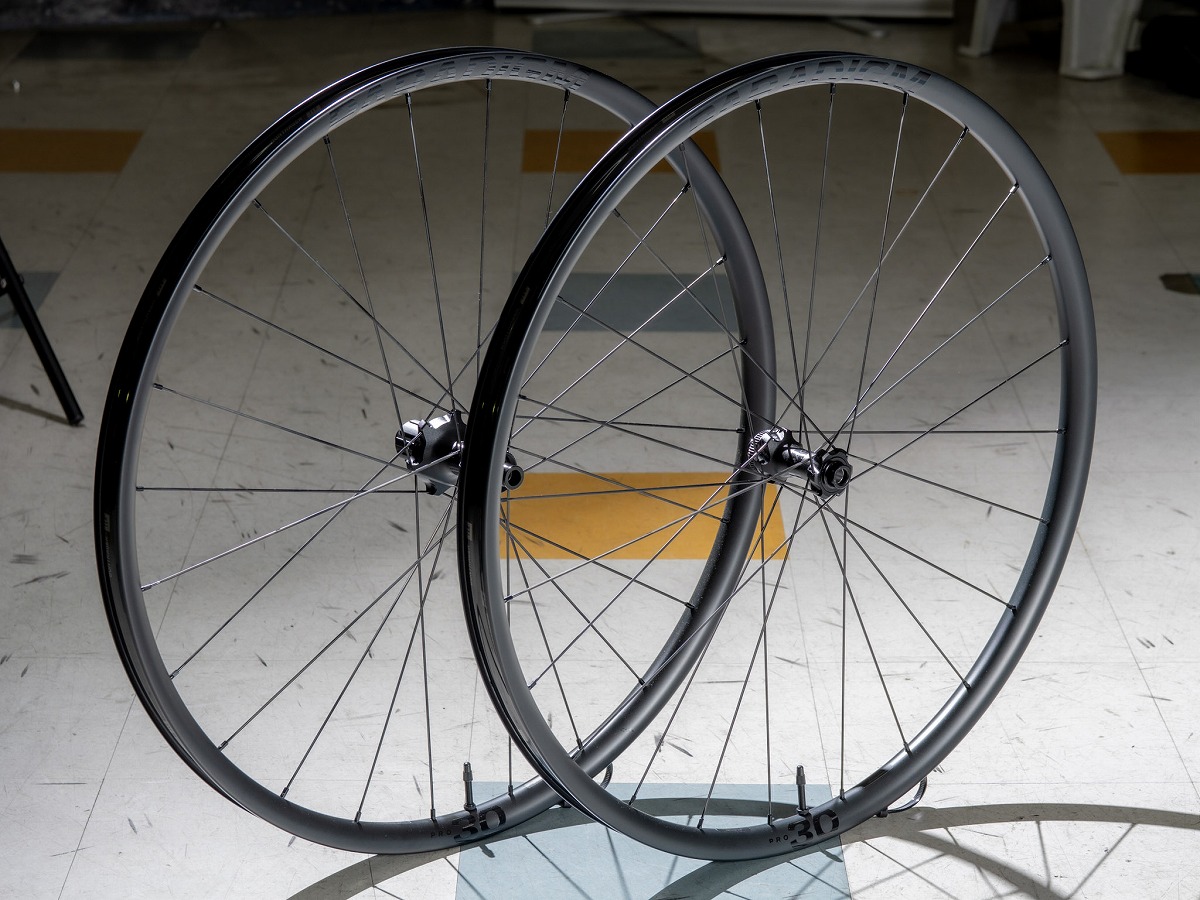 BONTRAGER PARADIGM PRO 30 TLR DISC