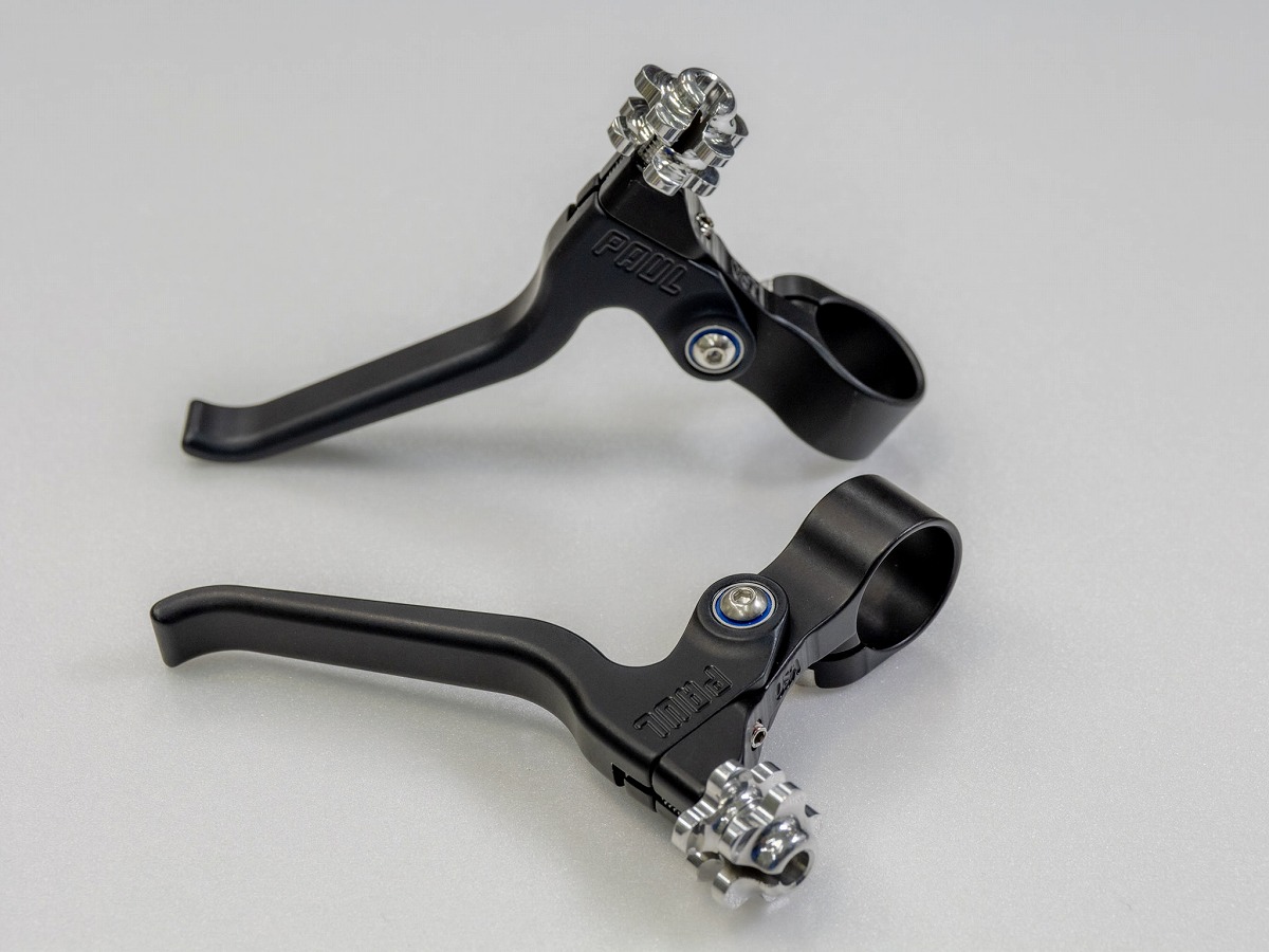 PAUL CANTILEVER BLKカラー