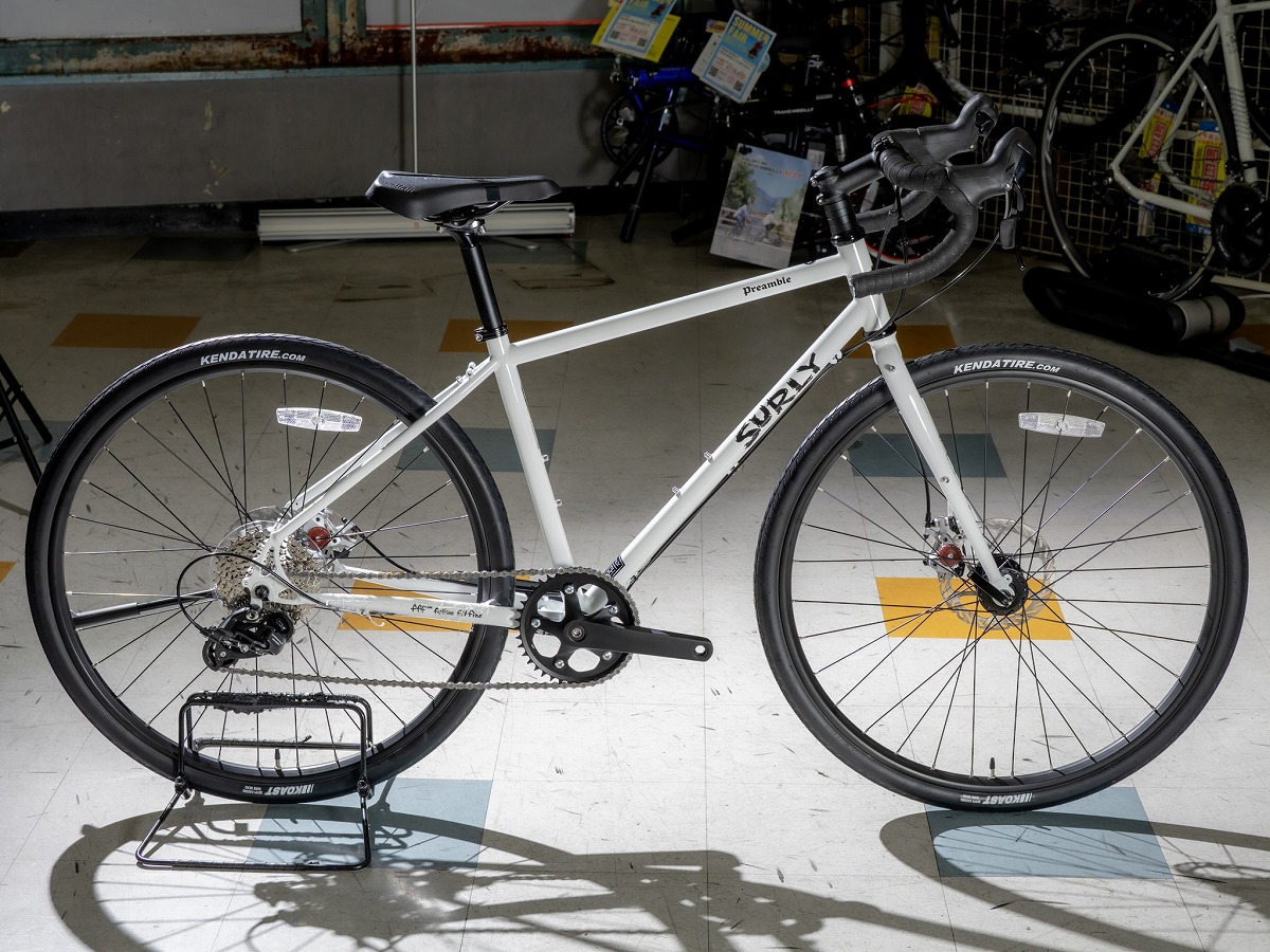 SURLY PREAMBLE DROP WHTカラー
