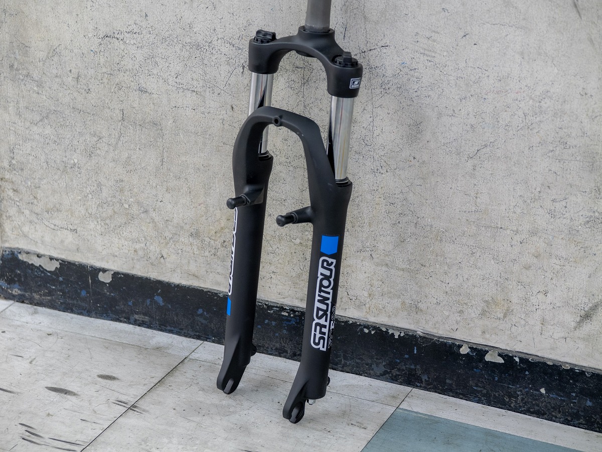 SR SUNTOUR XCE サスペンションフォーク