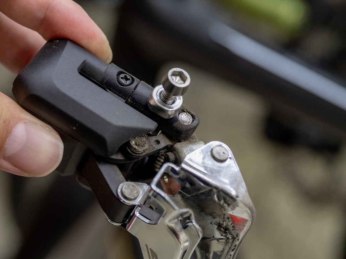 13-_1045726