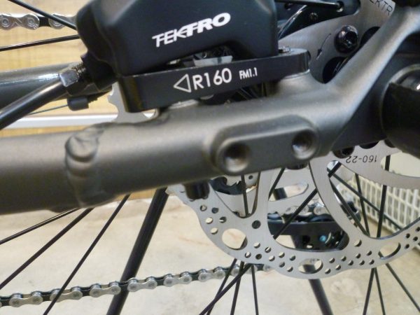 TREK FX3 DISC スタンド用ダボ穴