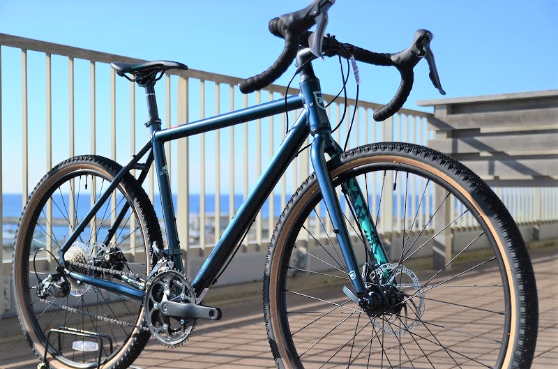 KONA】カナダ発！MTB寄りのタフ系グラベルロード「ROVE AL 650