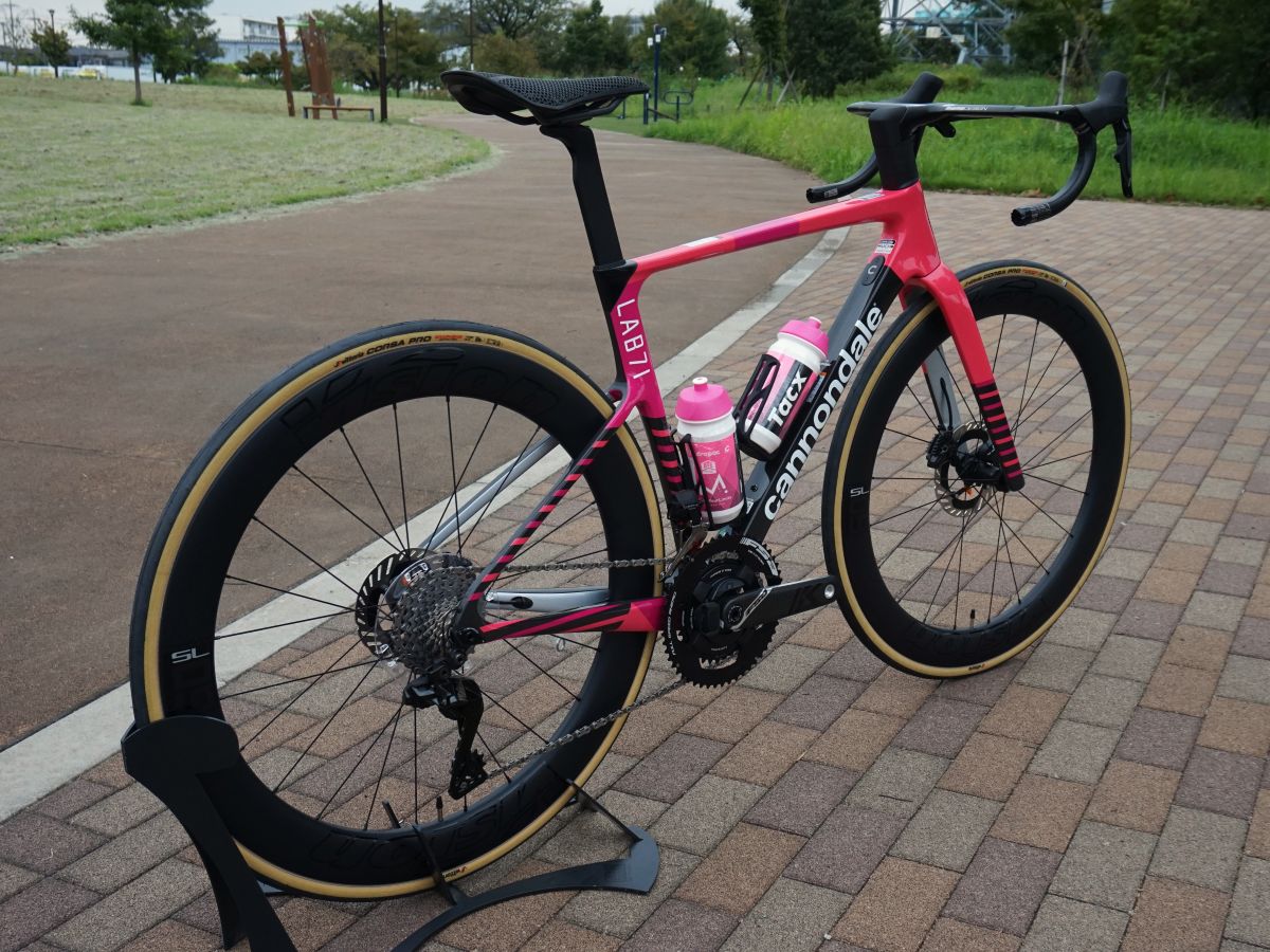 251004lab71evoteam_01