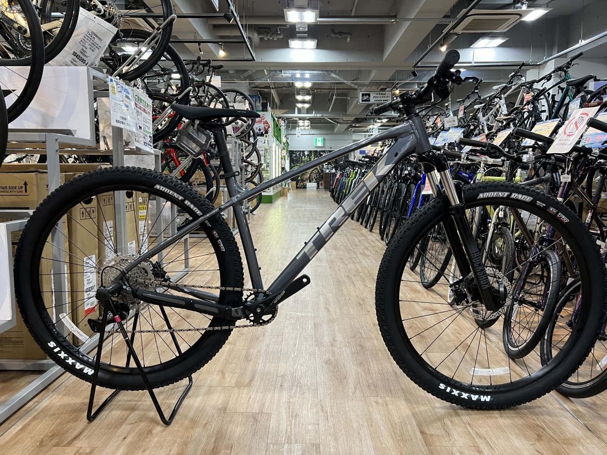 【TREK】低価格ながらトレイルライドで活躍できるマウンテンバイクはMARLIN7 GEN3【MTB】 | 福岡で自転車をお探しならY's Road福岡天神店