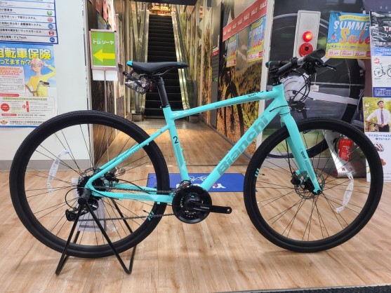 Bianchi ビアンキCスポーツ2 DISC 涼しくなって秋の通勤、通学に