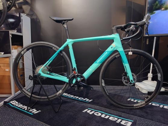 BIANCHI】CV＆12S105搭載のINFINITOがとんでもない価格に！ | 九州で