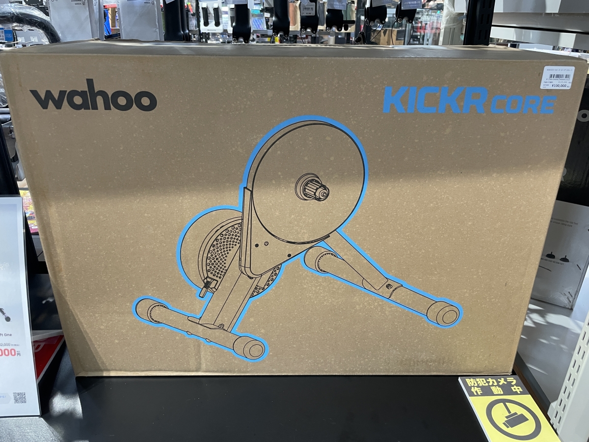 Wahoo KICKR CORE Zwift Oneスマートローラー Wahoo KICKR CORE - Zwift One - Dialed Cycling