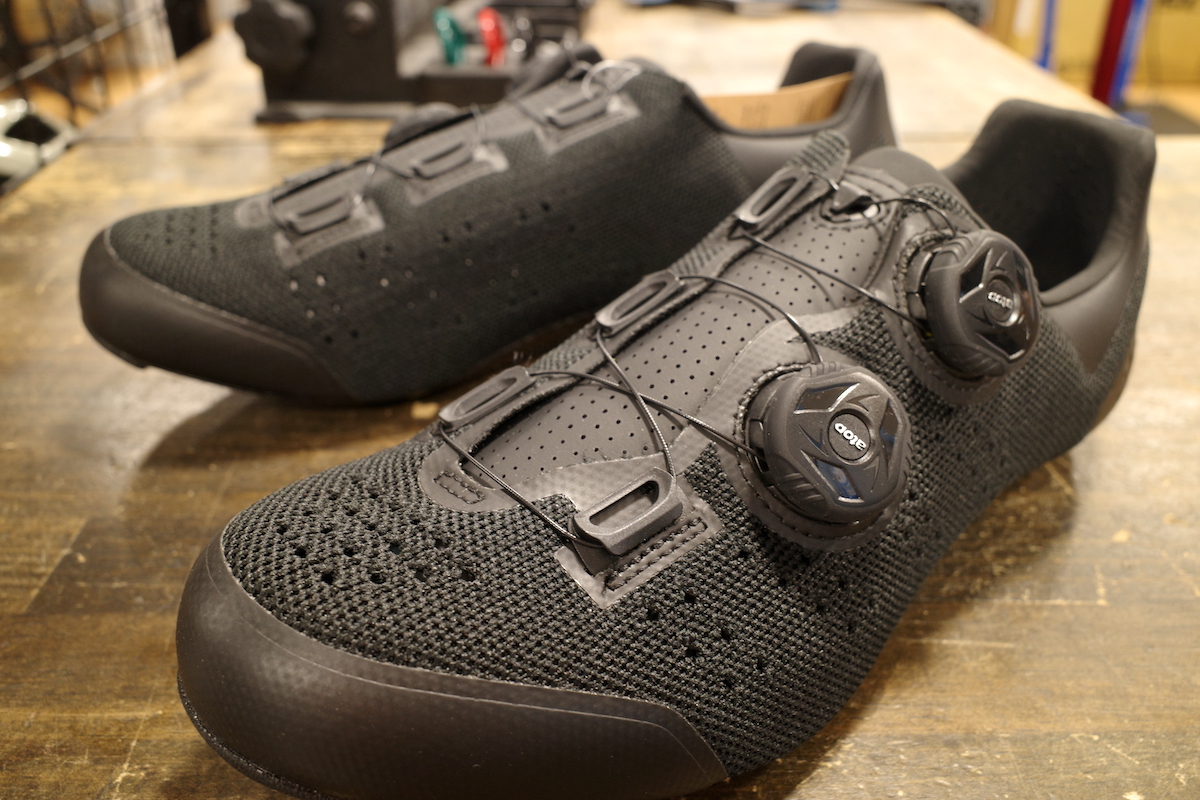 FLR FNT-9 サイズ 41 ブラック SPD-SL シューズ 新品同様 FLR FNT-9 サイズ 41 ブラック SPD-SL シューズ 新品同様 - メルカリ