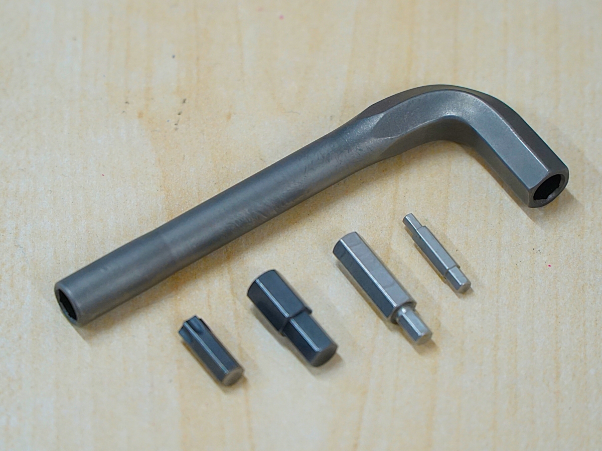 daysaver fun デイセーバー エッセンシャル8 ESSENTIAL8