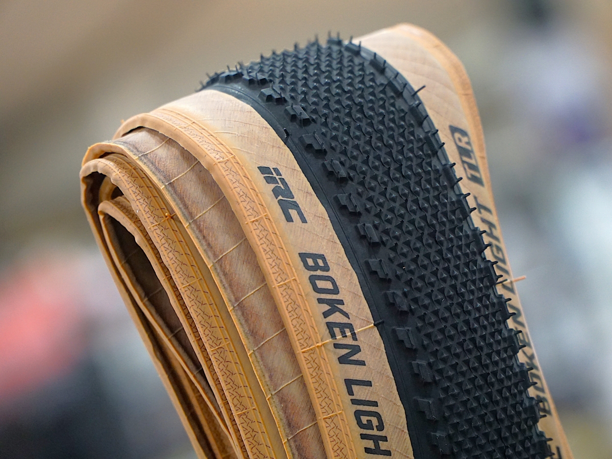 IRC BOKEN LIGHT DOUBLE CROSS LIGHT