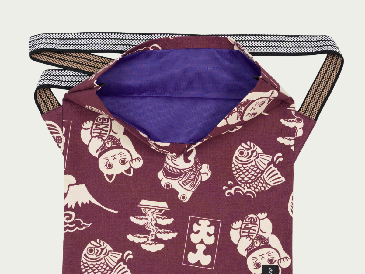 RIN project 縁起物　MAIDOサコッシュ 毎度サコッシュ