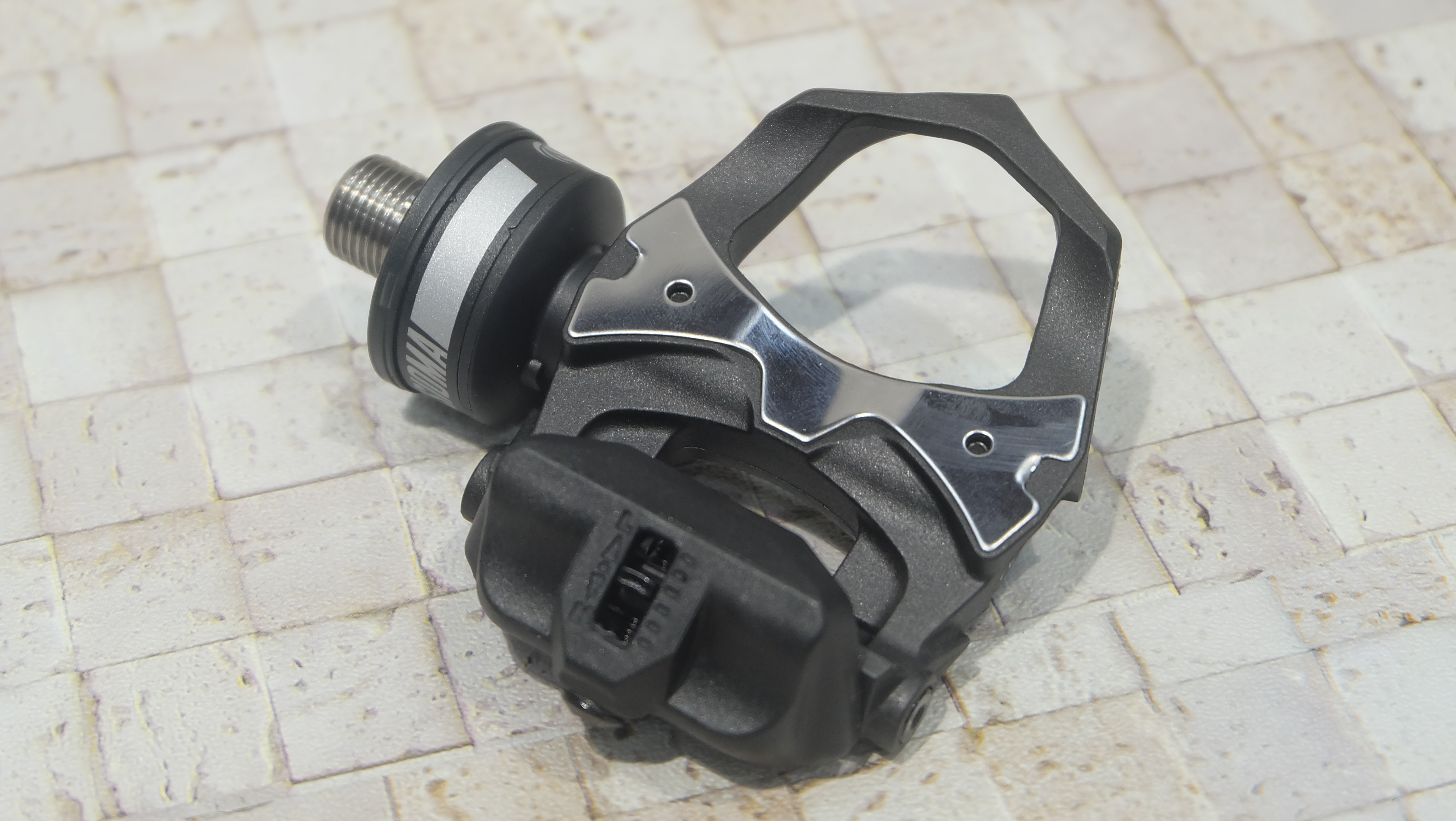 Assioma パワーメーター (両足) Favero ASSIOMA ファベロ アショーマ DUO 左右両足計測 ペダル式