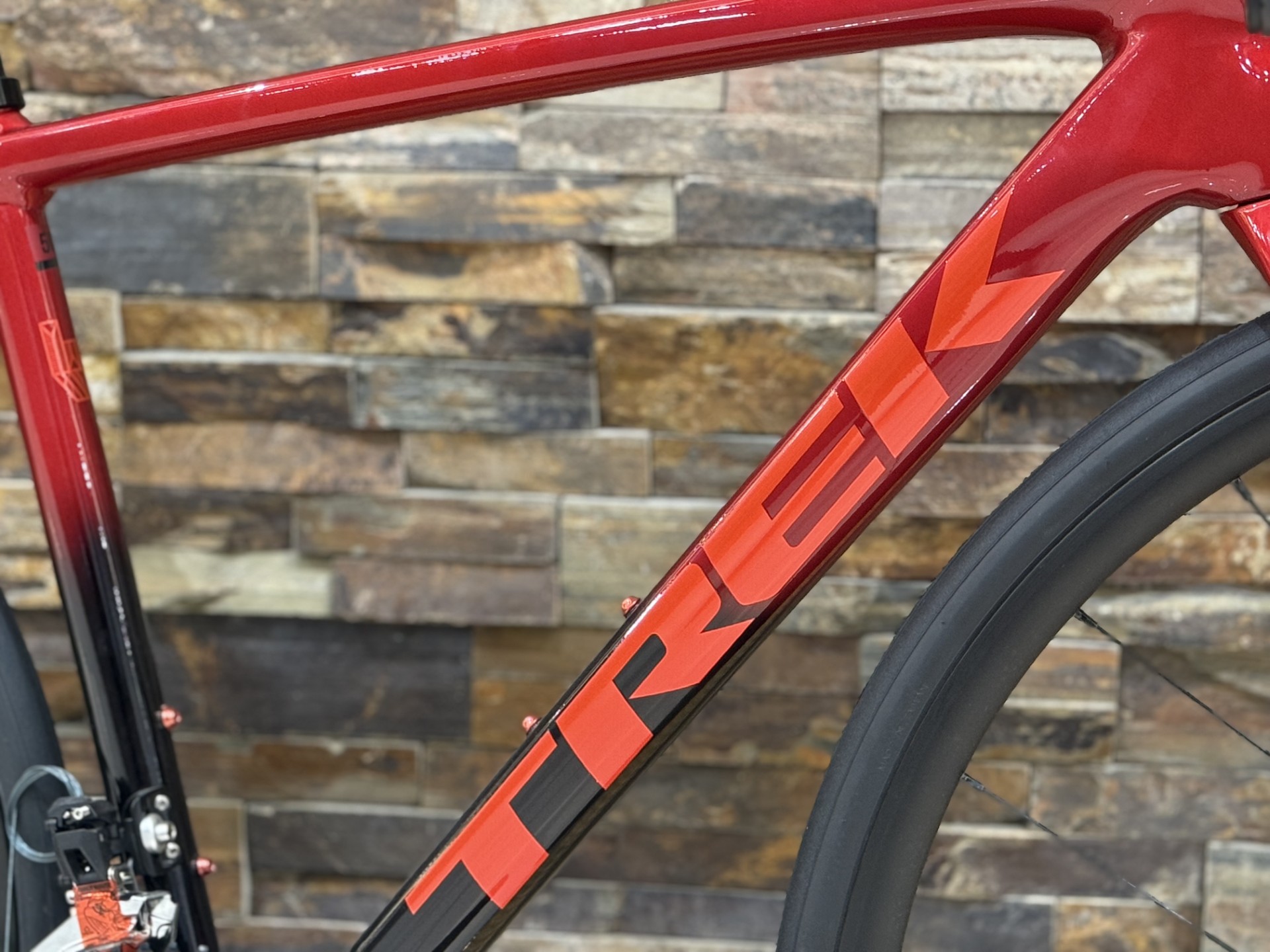 TREK】アルミバイク”最高峰”⁉広島店に在庫中です！【EMONDA ALR 5