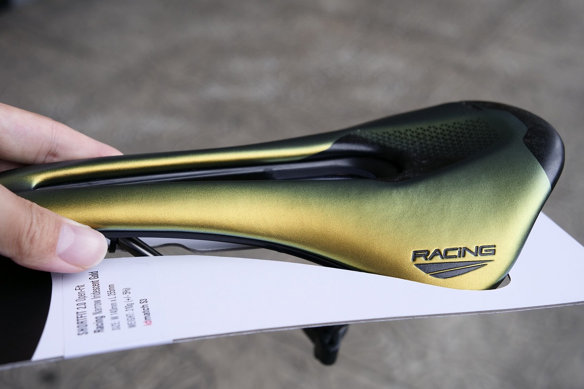 ITEM】独特なカラーのサドルが入荷！SELLE SANMARCO｜Y'sRoad PORTAL