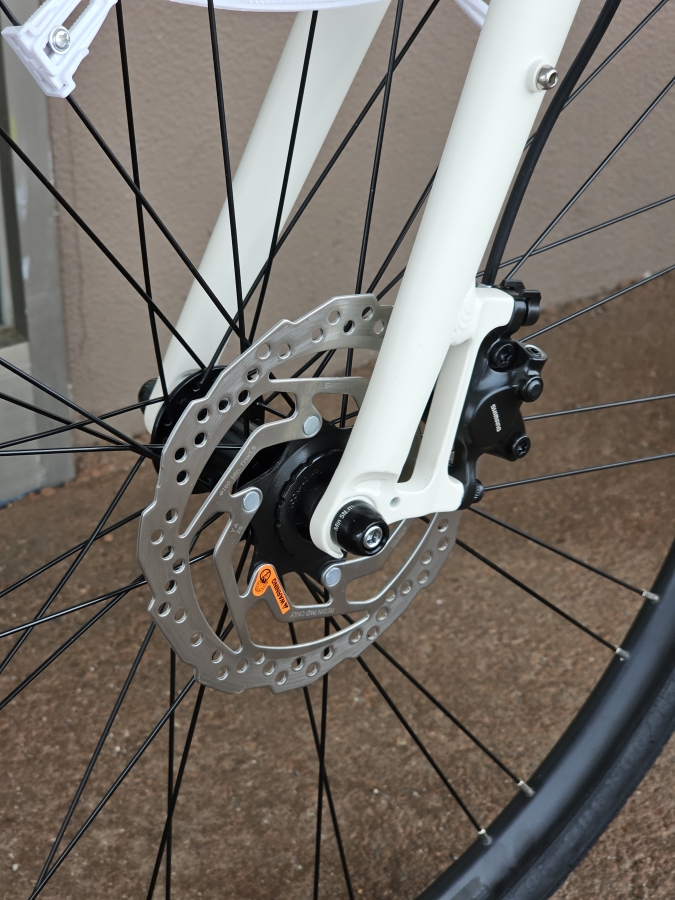 特価＆即納可】街乗りやサイクリングにおすすめ！BIANCHI C SPORT2