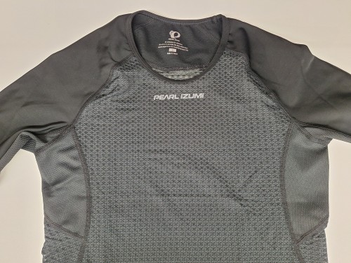 PEARL IZUMI】絶対に日焼けしたくない人はアームカバー一体型