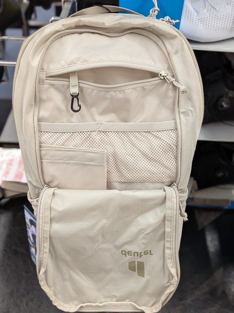 deuter_new_raceair_13