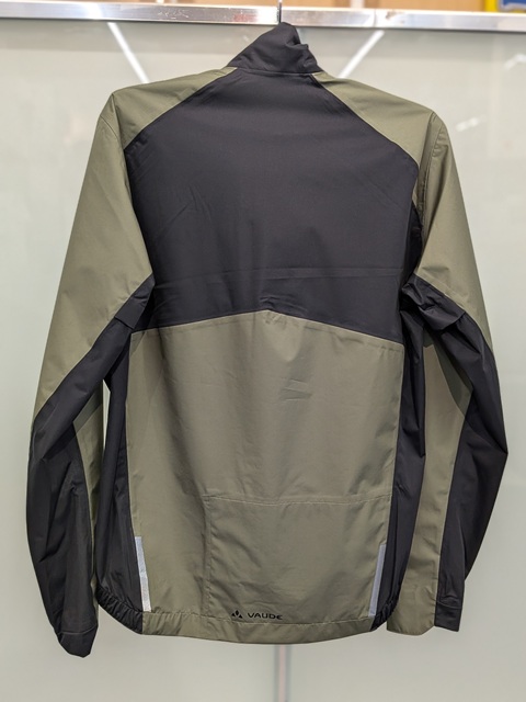 vaude_kuro_rain05
