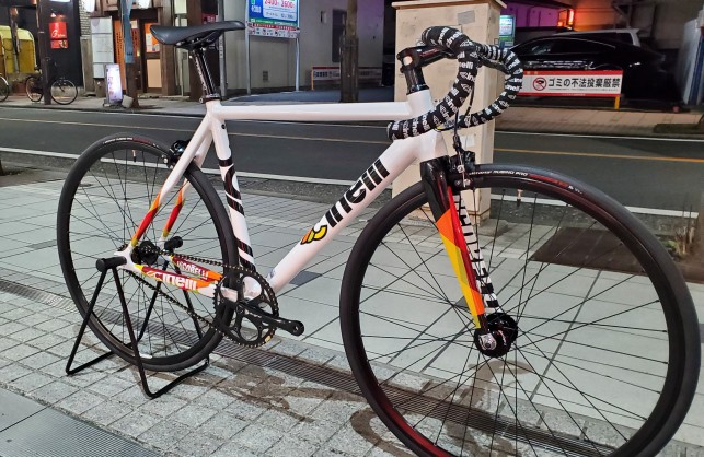 【Cinelli】ワイズロード川崎店限定販売のオリジナル完成車！VIGORELLI ALU！【ピスト】 | 川崎で自転車をお探しならY