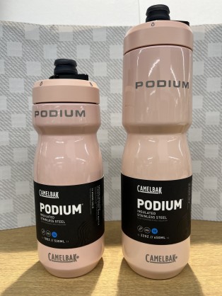 CAMELBAK】大人気のポディウムステンレスボトルにこの春だけの特別色