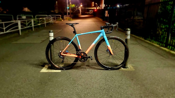 【VITTORIA】個人的にロード熱が上がる季節！私物ロードのタイヤをCORSA N.EXTに交換しました！ | 川崎で自転車をお探しならY's Road 川崎店