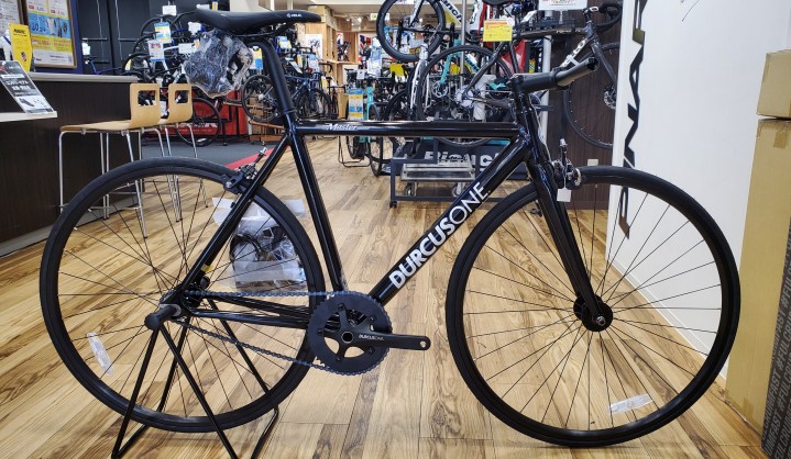 【DURCUS ONE】軽量ピストのMASTERが久しぶりに川崎店の売り場にございます♪ | 川崎で自転車をお探しならY's Road 川崎店