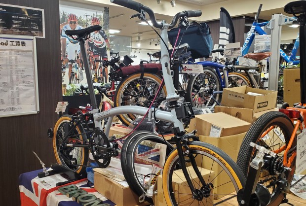 【お客様の壱台】I様よりBROMPTONのPラインで軽量化のカスタム依頼を承りました！1kg以上の軽量化です！ | 川崎で自転車をお探しならY's Road 川崎店