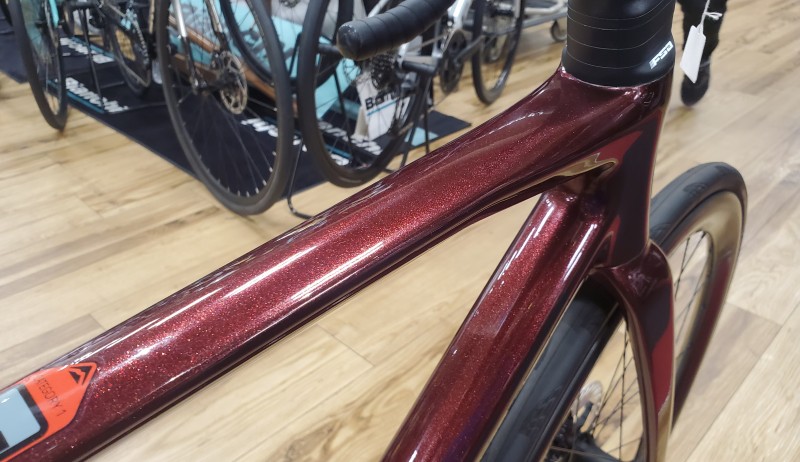 特価MERIDA】ULTEGRA Di2＆カーボンホイール搭載でこの価格