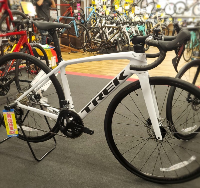 TREK】憧れのカーボンフレームロードバイクに、復活した名車EMONDA SL5