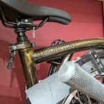 【BROMPTON】無くなってからではもう遅い！?川崎店にブラックラッカーのS6L在庫１台あり！ | 川崎で自転車をお探しならY's Road 川崎店