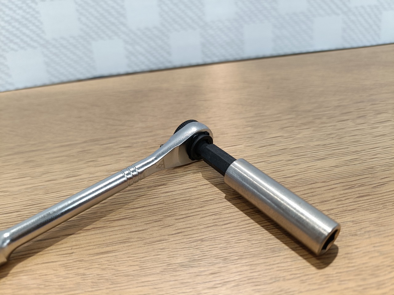 TOPEAK ラチェットロケット ライト DX のラチェットにエクステンダーアームを取り付けた状態