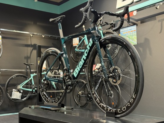 【限定車】BIANCHIの140周年特別記念特別モデルが遂に入荷！ | 神戸で自転車をお探しならY's Road 神戸店