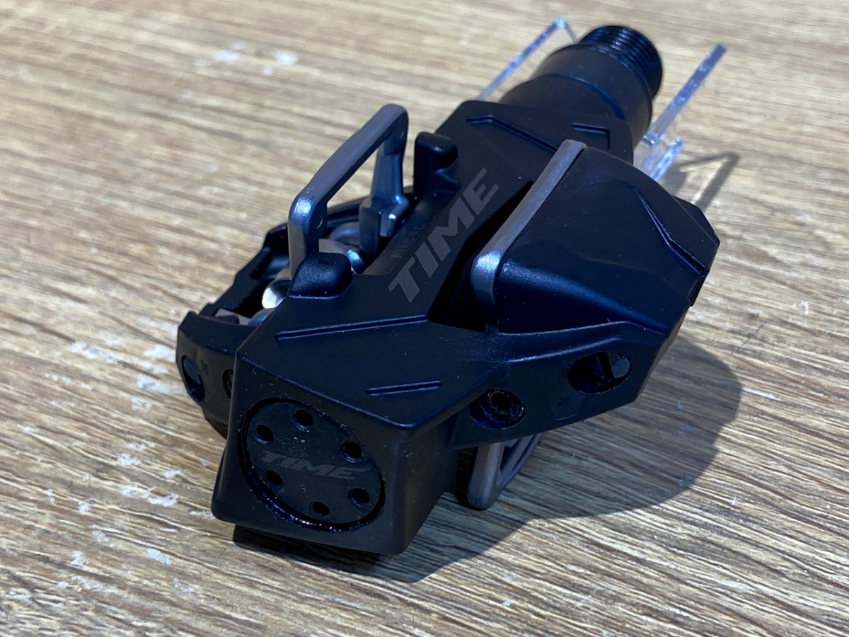 神戸店には久しぶりの入荷！シマノSPDでヒザが痛い人はTIMEをお試し